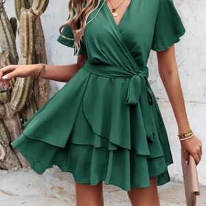 Green Butterfly Sleeve Layer Hem Belted Mini Dress